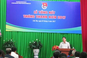 Tháng thanh niên làm mới, sửa chữa 120 km đường 