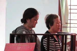 Hai ô sin 'song kiếm hợp bích' lấy tiền, vàng của chủ