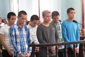 Cần Thơ: Tiếp tục xử vụ giết người ở vũ trường V18 