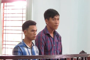 Trộm 5 con chó lãnh hơn 4 năm tù