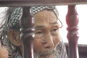 Tòa miễn hình phạt cho cụ ông 84 tuổi bị con đòi bỏ tù