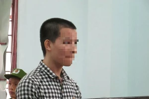 Thiếu niên gây họa lớn vì 'giúp' bạn nhậu