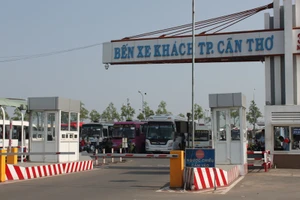 Cần Thơ: 8 ngày sau Tết, giá vé xe tăng 40%