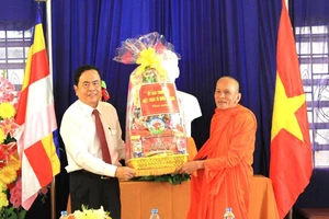 Trung ương MTTQ Việt Nam chúc Tết đồng bào dân tộc Khmer