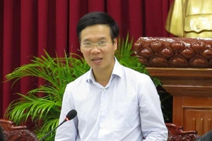 Ông Võ Văn Thưởng: 'Mong giáo dục Cần Thơ luôn dẫn đầu ĐBSCL'