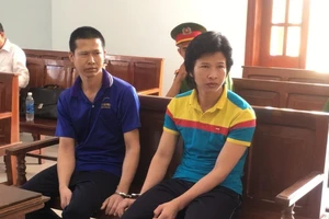 Hai chú ruột làm chuyện đồi bại với cháu gái nhiều lần