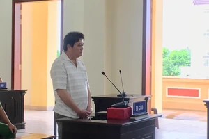 Xử cựu trung tá công an nhận 1,6 tỉ lừa chạy việc 