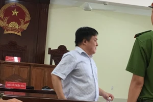 Đại gia mang án 18 năm tù lại… hầu tòa