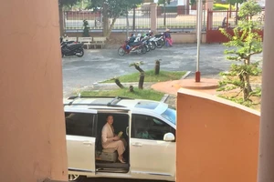 Vụ Nhật Kim Anh đòi quyền nuôi con: Bị đơn muốn thay thẩm phán