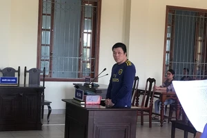 Mất mạng vì càm ràm tiền ‘bo’ tiếp viên karaoke