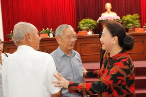  Vẫn còn tình trạng nể nang, sợ đụng chạm khi phê bình