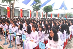 Ảnh hưởng COVID-19, Cần Thơ giữ nguyên mức học phí 3 cấp