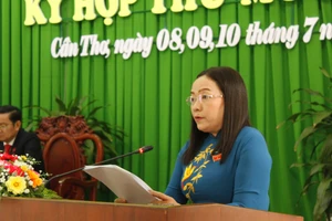 Cử tri Cần Thơ truy tiến độ nhiều dự án quan trọng