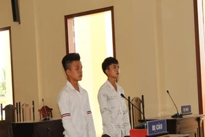 Vì chuyện bắt chó, 2 anh em đi tù, 3 anh em bị thương