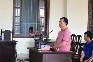  'Cắm' ô tô của anh rể lấy tiền sang Campuchia đánh bạc