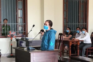 Nhân viên chi nhánh văn phòng đăng ký đất đai tham ô gần 1 tỉ