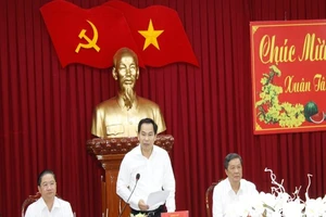 Bí thư Thành ủy Cần Thơ Lê Quang Mạnh phát biểu chỉ đạo tại cuộc họp giao ban đầu năm. Ảnh: NHẪN NAM