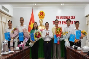 Cần Thơ: Bổ nhiệm 5 giám đốc sở 