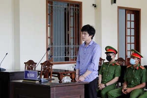 Cựu nhân viên ngân hàng chiếm đoạt 5 tỉ bị 12 năm tù