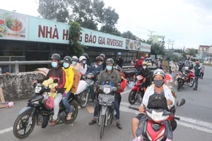 Các tỉnh miền Tây tiếp tục thêm nhiều ca mới là người ở tỉnh khác về