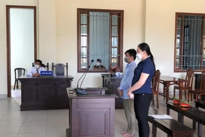 Chồng đi lừa đảo, vợ bị phạt tù vì không tố giác