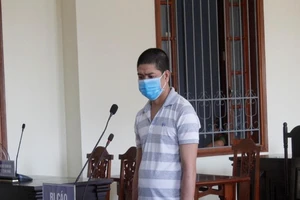 Chủ nhà và người giúp việc suýt mất mạng vì thợ sửa nhà nổi lòng tham