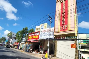 Vào karaoke ở Cần Thơ phải quét mã QR, tiêm đủ 2 liều vaccine