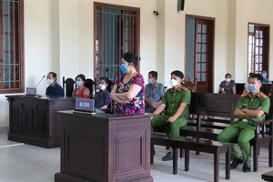 Cần Thơ: Trả hồ sơ vụ cháu tố thím lừa 10,2 tỉ