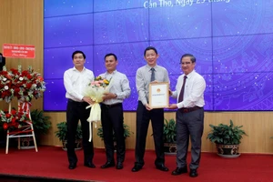 Cần Thơ làm việc với nhà đầu tư dự án khu công nghiệp ngàn tỉ 