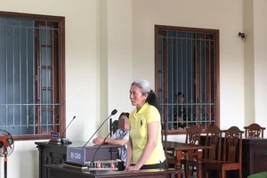 Nữ tổng giám đốc lừa tiền tỉ liên tục khóc tại tòa