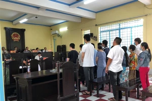 VKS đề nghị buộc 2 bị cáo vụ chơi số đề nộp lại hơn 38 tỉ đồng