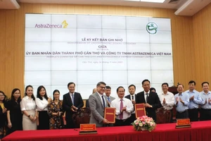 Cần Thơ ký kết với AstraZeneca nhiều nội dung quan trọng về y tế 