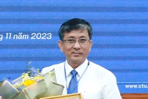 PGS.TS Trần Trung Tính giữ chức Hiệu trưởng Trường ĐH Cần Thơ