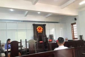 Tòa hủy một hợp đồng chuyển nhượng nhãn hiệu gà rán 