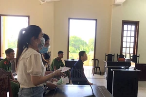 Hoãn xử vụ tham ô tại BV Đa khoa TP Cần Thơ liên quan Công ty Việt Á