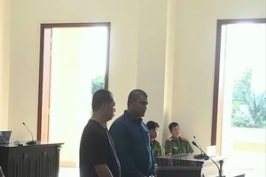 15 phút đòi nợ sai cách, 2 bị cáo lãnh 14 tháng tù 