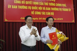 Bí thư Thành ủy Cần Thơ Đỗ Thanh Bình nhận thêm nhiệm vụ mới