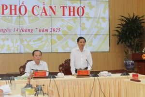 Giải ngân đầu tư công chưa đạt 30%, Chủ tịch TP Cần Thơ chỉ đạo nhiều vấn đề