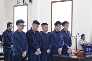 Thách thức đánh nhau, người thách thức thiệt mạng, 6 bị cáo lãnh án tù