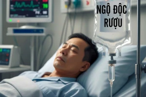Bị ngộ độc rượu sau khi dự đám tang, người đàn ông ở Cà Mau bèn đi kiện chủ lò rượu