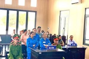 Cặp vợ chồng lãnh 24 năm tù vì bán con gái nhỏ đi lấy chồng Trung Quốc