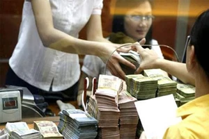 Bất ngờ 'thả lỏng' giới hạn tỷ lệ sử dụng vốn? 