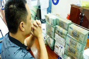 Tổng nợ xấu tăng lên 60.870 tỉ đồng