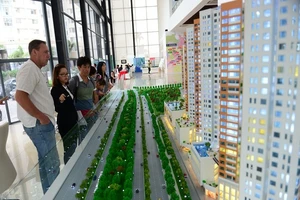 Hàng loạt rào cản 'ngăn' kiều hối đổ vào địa ốc