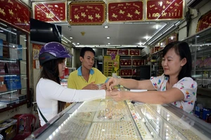 'Thủ phạm' chính khiến giá vàng rơi sâu xuống đáy