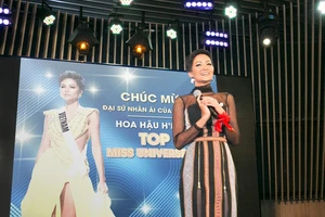 Hoa hậu H’Hen Niê dùng tiền thưởng 'nóng' để làm gì?