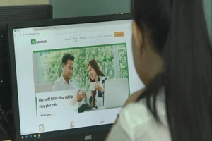 Nhiều ngân hàng bắt tay với công ty cho vay ngang hàng