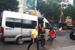 TP.HCM: Tình trạng xe dù bến cóc tăng chóng mặt