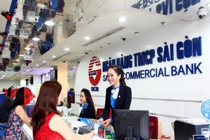 Lãi suất tiền gửi tiết kiệm vẫn ở mức cao 