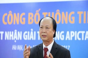 'Thuyền trưởng' LienVietPostBank đột ngột từ nhiệm
